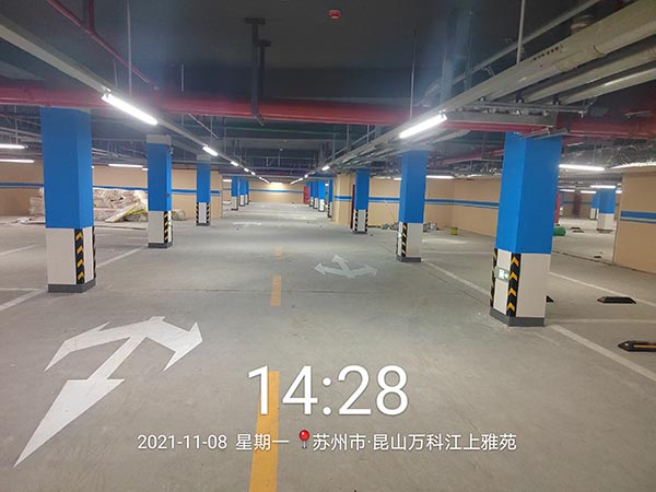 蘇州做小區(qū)標識劃線的公司 推薦飛揚市政交通設施