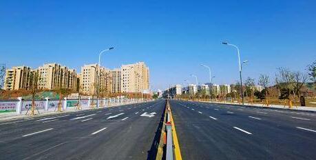 蘇州道路劃線的寬度是多少？蘇州道路劃線廠家幫你解讀