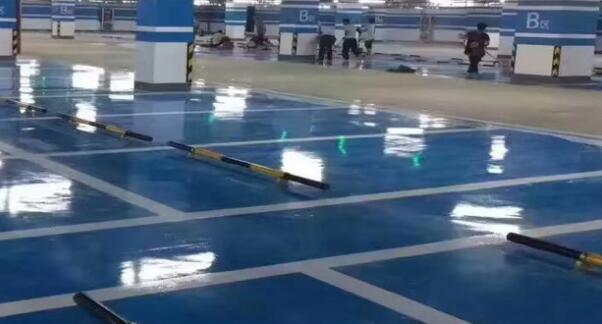 無錫城市停車場(chǎng)進(jìn)行劃線多少錢一米？飛揚(yáng)市政施工價(jià)格是合理的