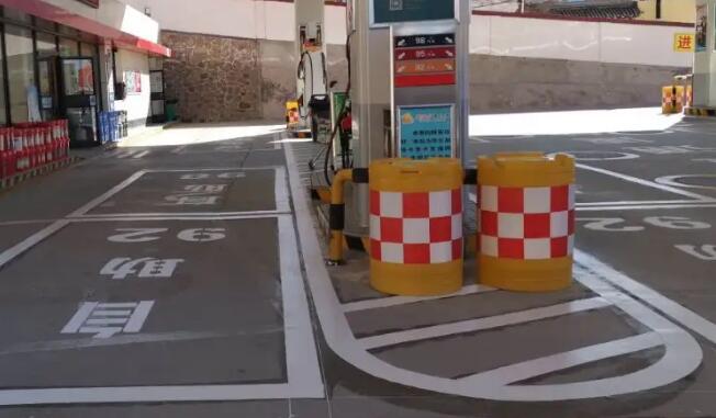 加油站消防通道劃線要求，加油站場地劃線標(biāo)準(zhǔn)？