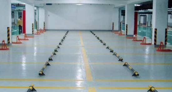 環(huán)氧地坪步梯測量方法？保環(huán)氧地坪的施工效果和質量