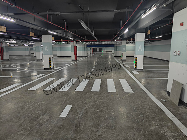 宣城停車位劃線施工隊(duì)?找飛揚(yáng)市政 宣城停車位劃線施工隊(duì)?找飛揚(yáng)市政