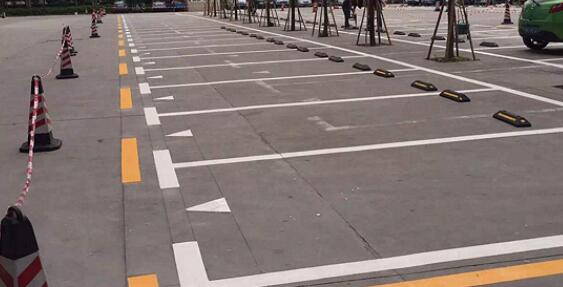 蘇州車位劃線分析，探秘醫院地下車場具備的等級條件與安全保障