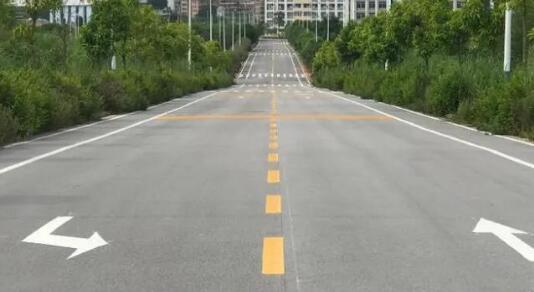 蘇州廠區(qū)劃線，自有施工團隊打造安全高效廠區(qū)